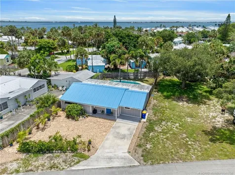 2495 NE Hickory Avenue Jensen Beach FL 34957