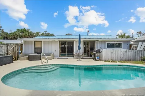 2495 NE Hickory Avenue Jensen Beach FL 34957