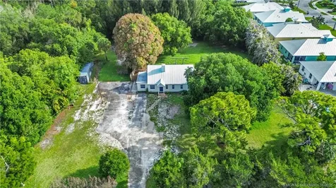 1699 NW Britt Road Stuart FL 34994