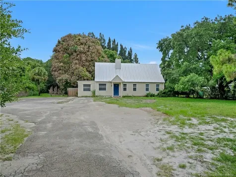 1699 NW Britt Road Stuart FL 34994
