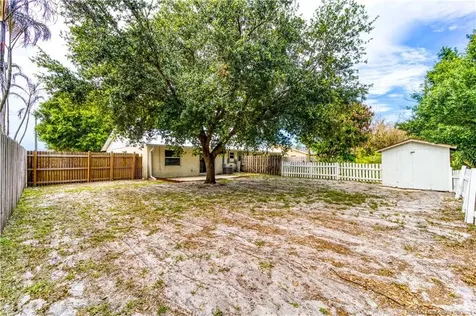 1240 SE Saint Lawrence Way Stuart FL 34997