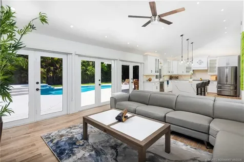 10 Ridgeland Drive Stuart FL 34996