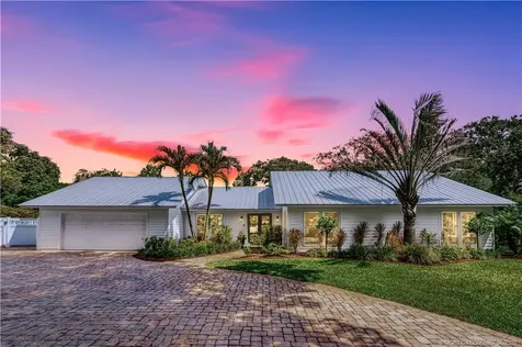 10 Ridgeland Drive Stuart FL 34996