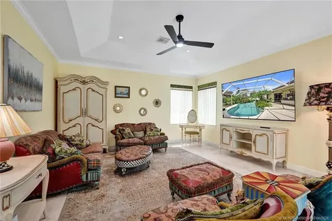 460 NE Cornwall Avenue Port St Lucie FL 34983