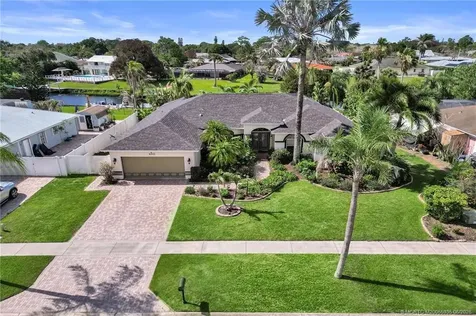 460 NE Cornwall Avenue Port St Lucie FL 34983