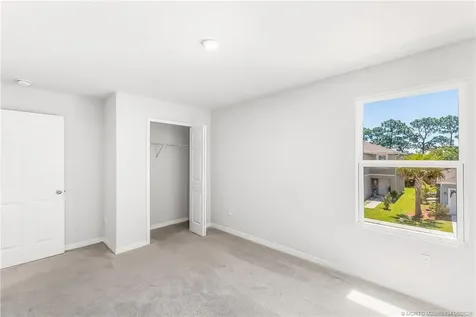 3351 Liberty Square Way Fort Pierce FL 34982