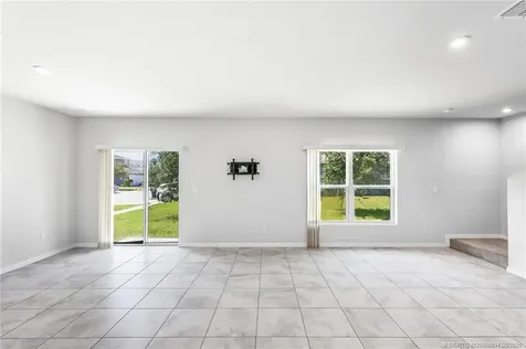3351 Liberty Square Way Fort Pierce FL 34982