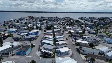 944 Nettles Boulevard Jensen Beach FL 34957