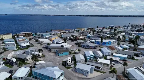 944 Nettles Boulevard Jensen Beach FL 34957