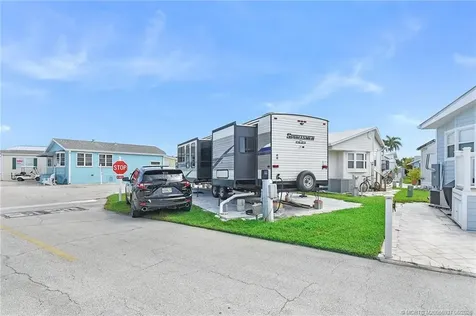 944 Nettles Boulevard Jensen Beach FL 34957