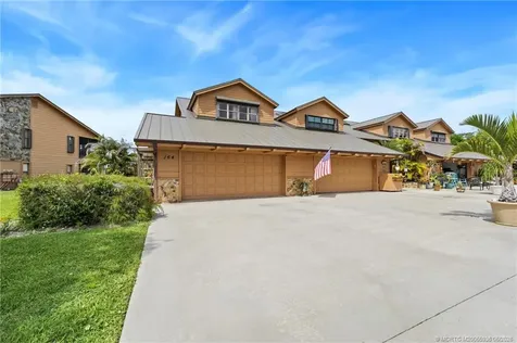 164 SE Crestwood Circle Stuart FL 34997