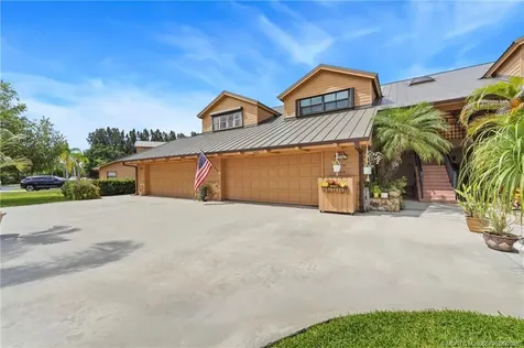 164 SE Crestwood Circle Stuart FL 34997