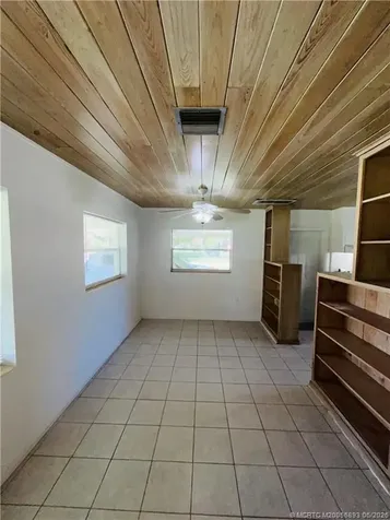1406 Citrus Avenue Fort Pierce FL 34950