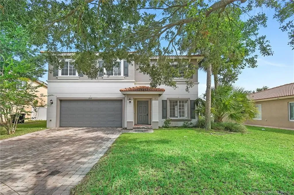 1952 SW Providence Place Port St Lucie FL 34953