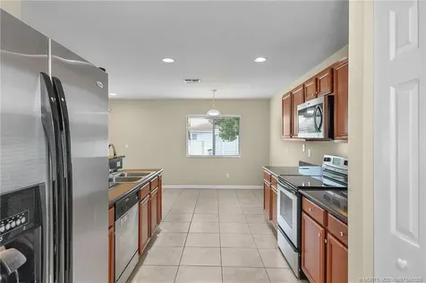 1952 SW Providence Place Port St Lucie FL 34953