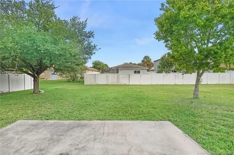 1952 SW Providence Place Port St Lucie FL 34953
