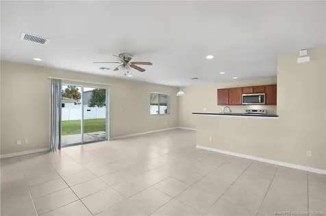 1952 SW Providence Place Port St Lucie FL 34953