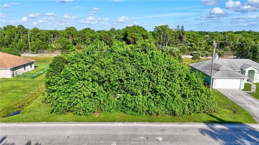 5160 NW Aljo Circle Port St Lucie FL 34986