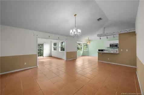 645 SW Nichols Terrace Port St Lucie FL 34953