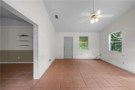 645 SW Nichols Terrace Port St Lucie FL 34953