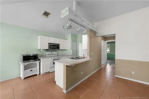 645 SW Nichols Terrace Port St Lucie FL 34953