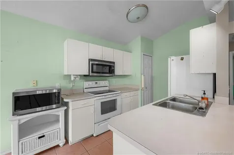 645 SW Nichols Terrace Port St Lucie FL 34953