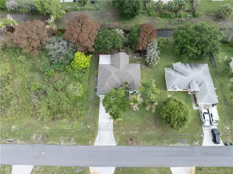 645 SW Nichols Terrace Port St Lucie FL 34953