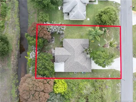 645 SW Nichols Terrace Port St Lucie FL 34953