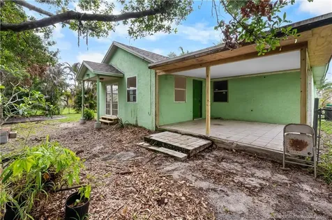 645 SW Nichols Terrace Port St Lucie FL 34953
