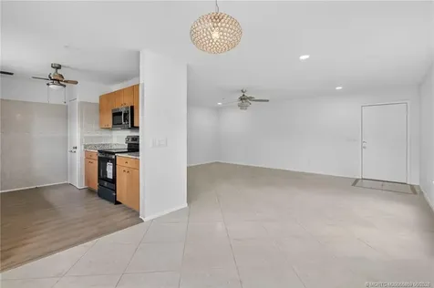 2 Lake Vista Trail Port St Lucie FL 34952