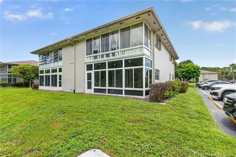 2 Lake Vista Trail Port St Lucie FL 34952