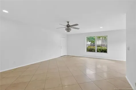 2 Lake Vista Trail Port St Lucie FL 34952