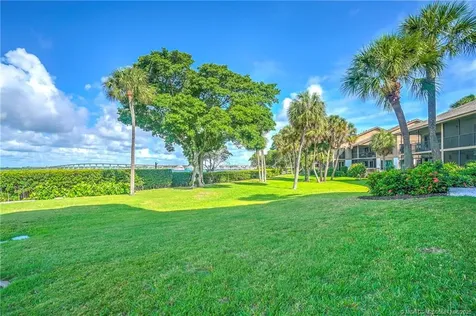 184 NE Edgewater Drive Stuart FL 34996
