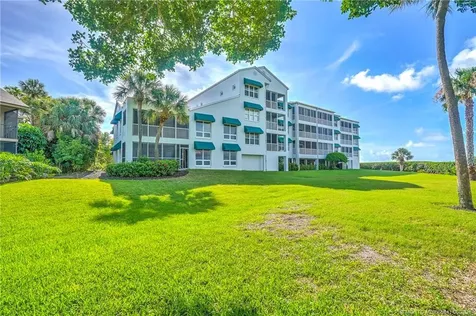 184 NE Edgewater Drive Stuart FL 34996