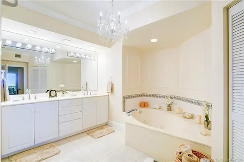 184 NE Edgewater Drive Stuart FL 34996