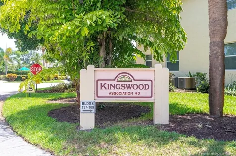 2950 SE Ocean Boulevard Stuart FL 34996