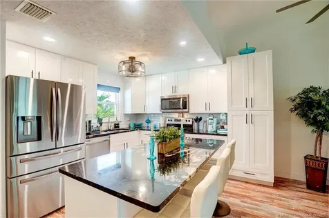 2950 SE Ocean Boulevard Stuart FL 34996