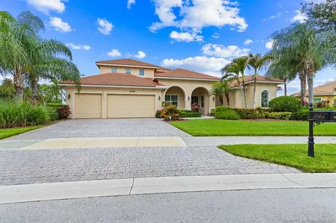 7664 SE Belle Maison Drive Stuart FL 34997