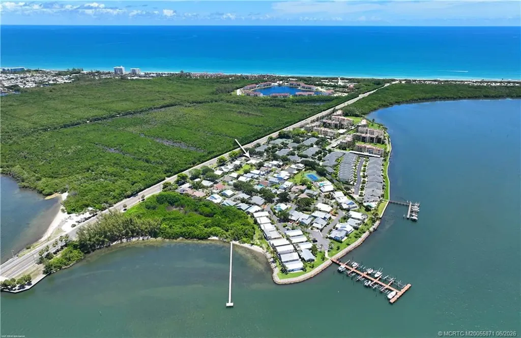 3302 NE Spinnaker Way Jensen Beach FL 34957