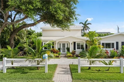 5188 NE Shore Village Terrace Stuart FL 34996