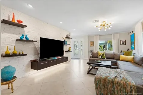 5188 NE Shore Village Terrace Stuart FL 34996