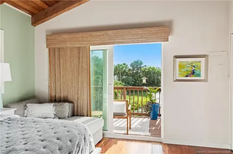 5188 NE Shore Village Terrace Stuart FL 34996
