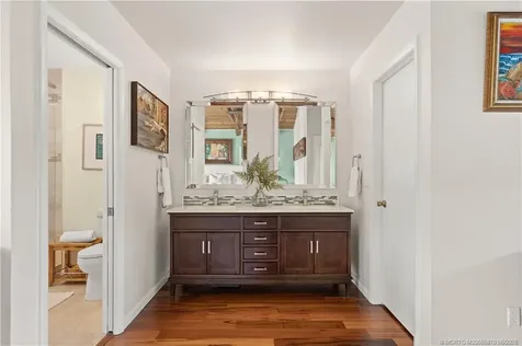 5188 NE Shore Village Terrace Stuart FL 34996