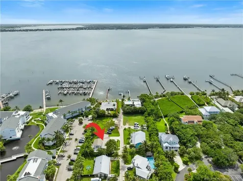 5188 NE Shore Village Terrace Stuart FL 34996