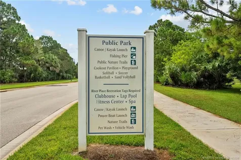 649 NE Waters Edge Lane Port St Lucie FL 34983