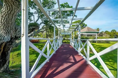 2950 SE Ocean Boulevard Stuart FL 34996