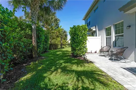 1824 SE Ocean Cove Way Stuart FL 34996
