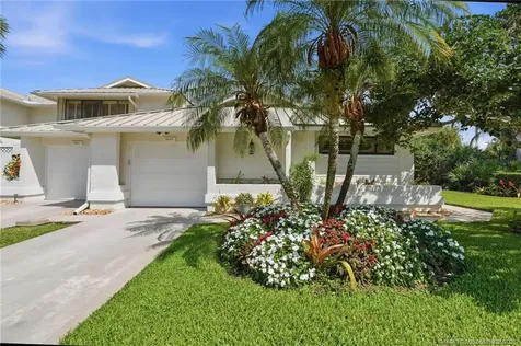 5600 SE Foxcross Place Stuart FL 34997