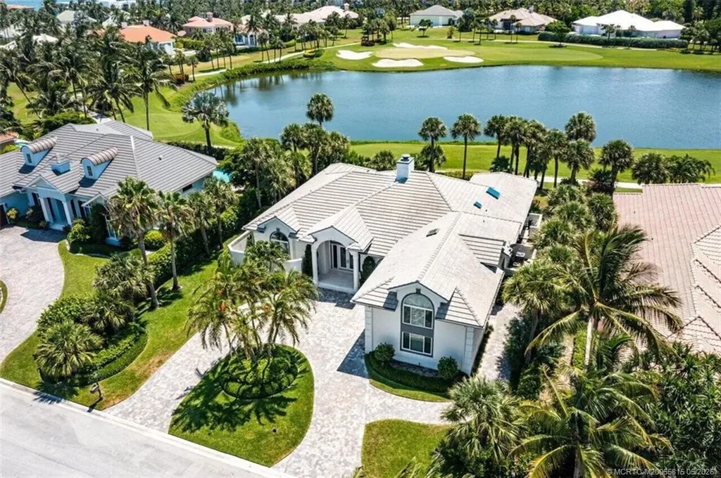 2925 SE Dune Drive Stuart FL 34996