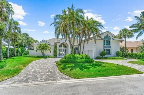 2925 SE Dune Drive Stuart FL 34996